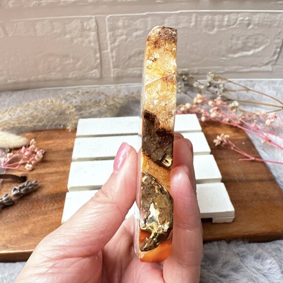 Beautiful Pink Amethyst with Flower Agate Slab - Picture 5 of 5